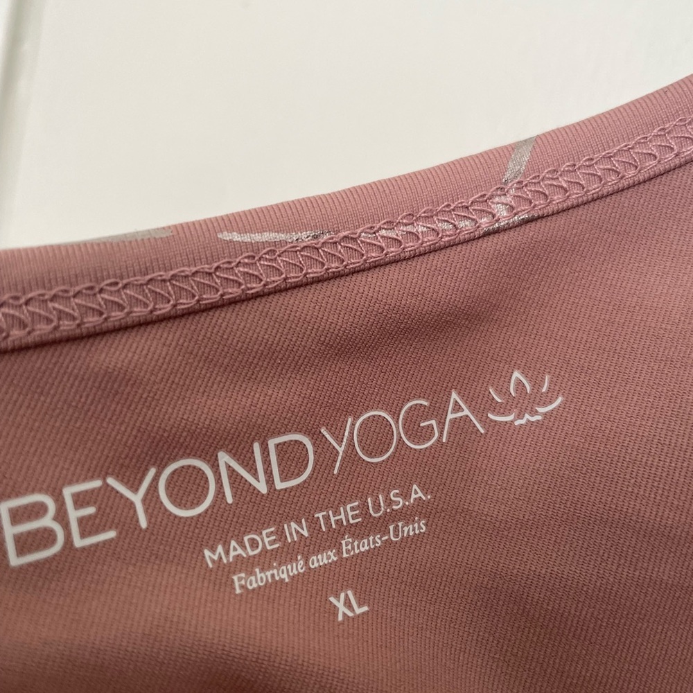 Beyond Yoga Sports Bra – XL – New Without Tags - Picture 4 of 4